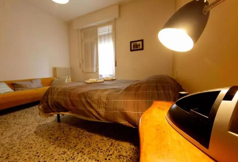 پانسیون The Homestay   Arezzo
