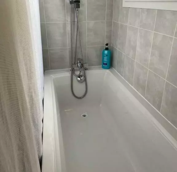 ペンション Villa 605   Climatisé