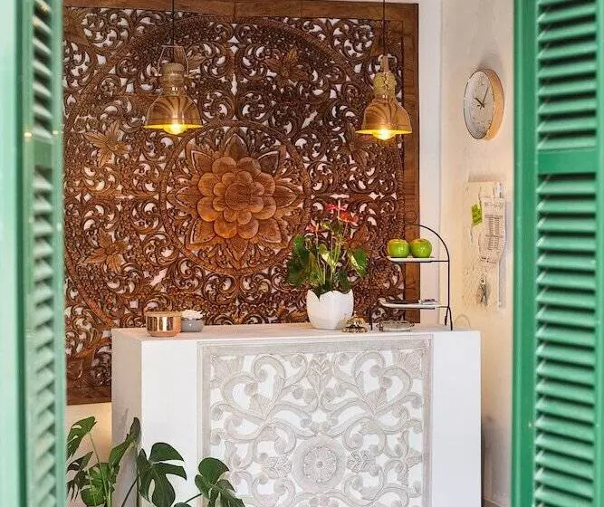 Aamiaismajoitus (B&B) Casa Caimari Guest House, For Mountain Lovers!