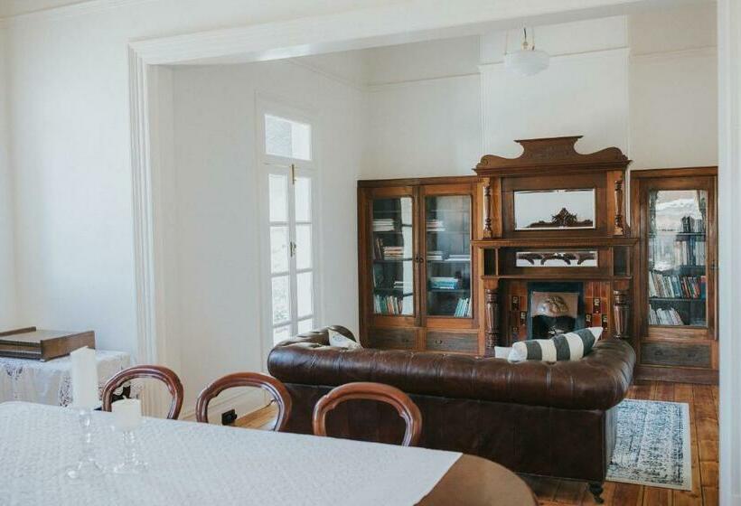 Dubuque Bed And Breakfast