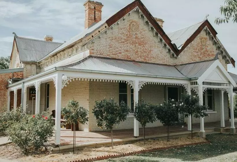 Dubuque Bed And Breakfast