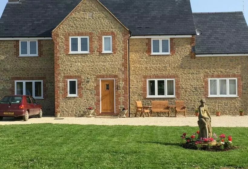 Folly Fields Farm B&b