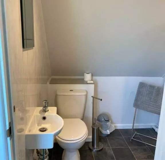 Folly Fields Farm B&b