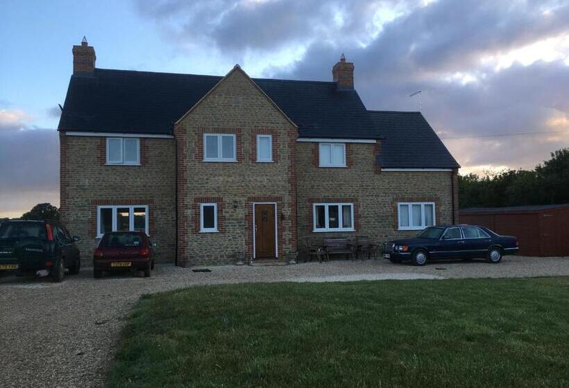 Folly Fields Farm B&b