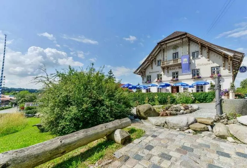 Hotelli Gasthof Zur Post