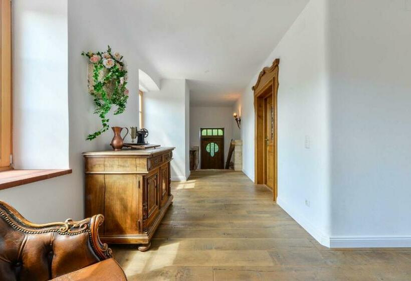 ホテル Gasthof Zur Post