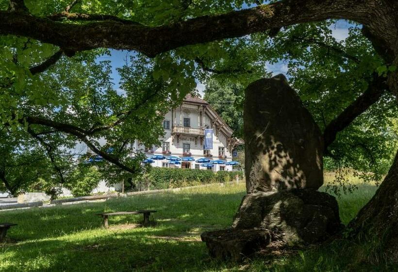 ホテル Gasthof Zur Post