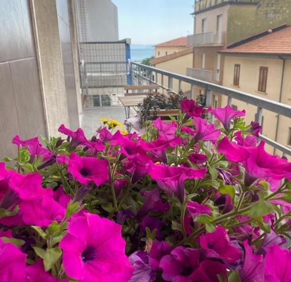 פנסיון Affittacamere Via Roma 12