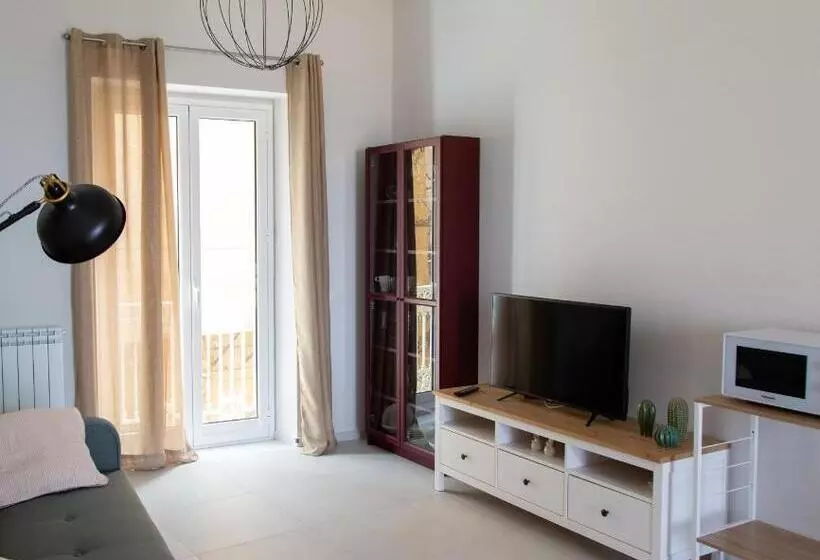 پانسیون Guest House Nonnolorè