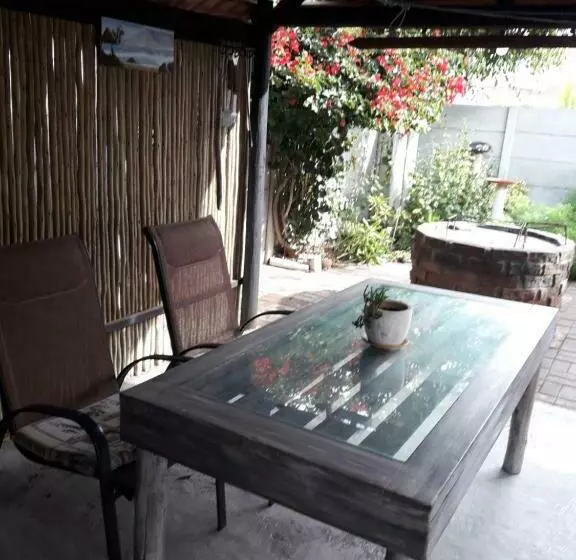 Majatalo Joans Place