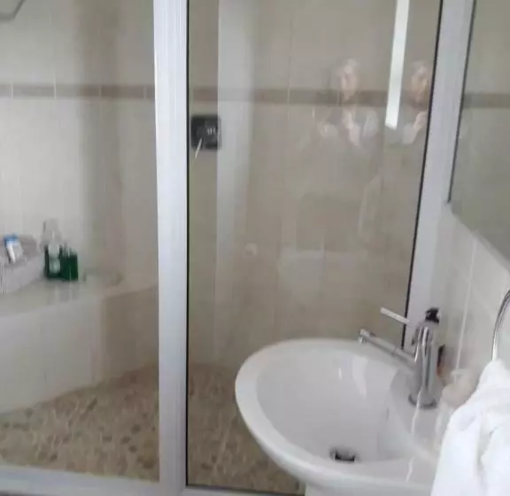 Majatalo Joans Place