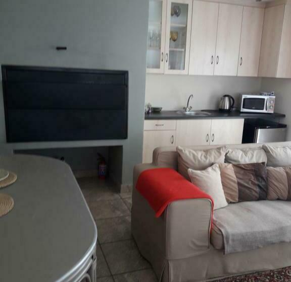 بنسيون Joans Place