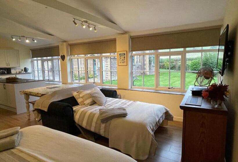 膳宿费 Tegfan Garden Suite