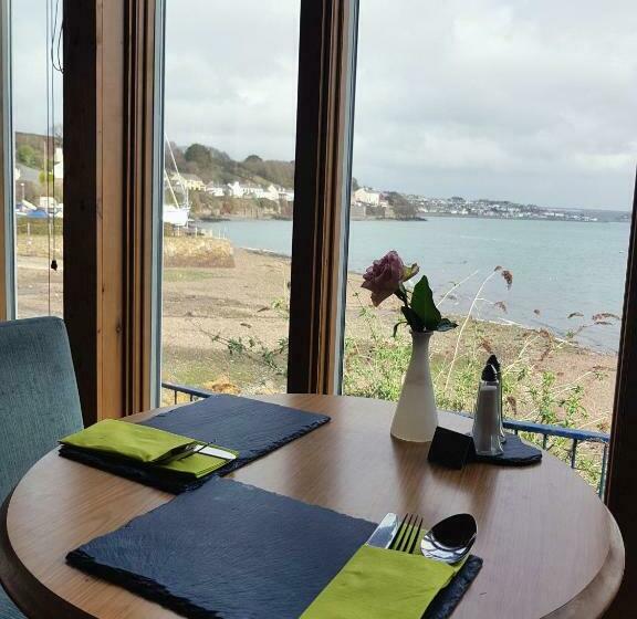 민박 Ferry House Inn