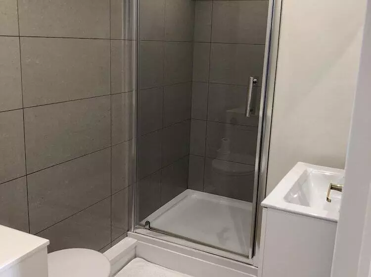 Aamiaismajoitus (B&B) Ferry House Inn