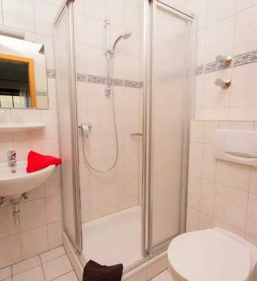 Aamiaismajoitus (B&B) Weingut Christian Bucher