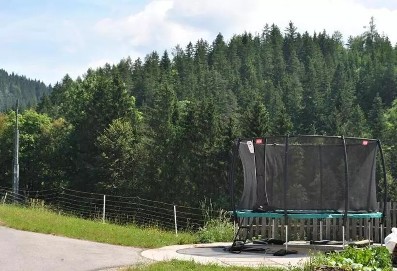 Hotelli Familienbauernhof Glockriegl