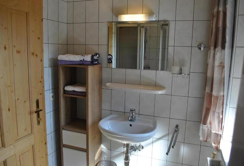 ホテル Familienbauernhof Glockriegl