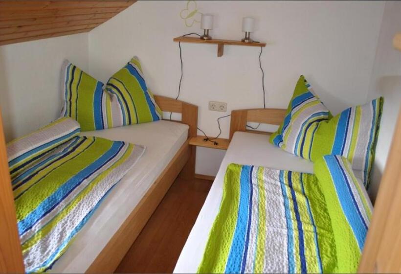 ホテル Familienbauernhof Glockriegl