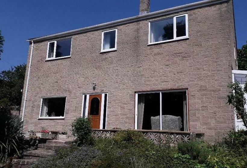 Old Orchard Bed & Breakfast