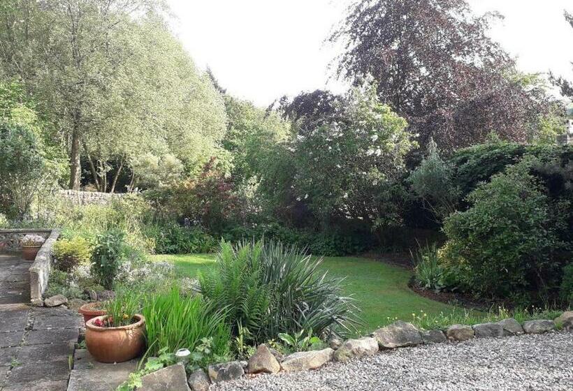 Old Orchard Bed & Breakfast