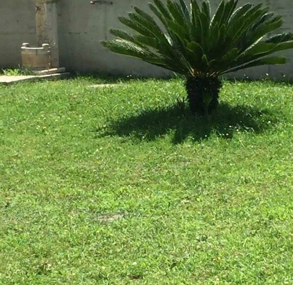 ペンション Camera Con Giardino E Piscina