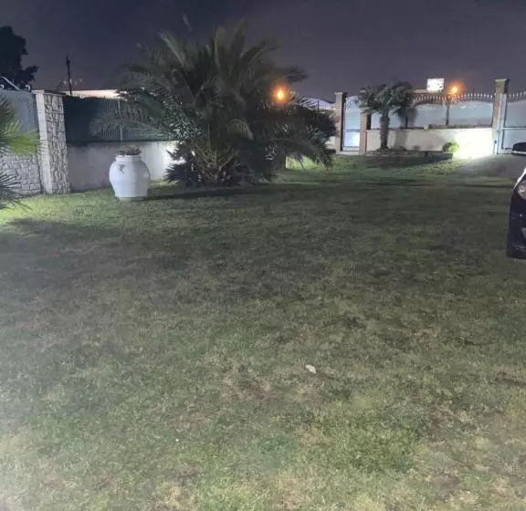 ペンション Camera Con Giardino E Piscina