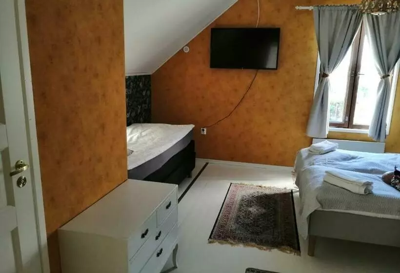 Majatalo Guesthouse Lokinlaulu