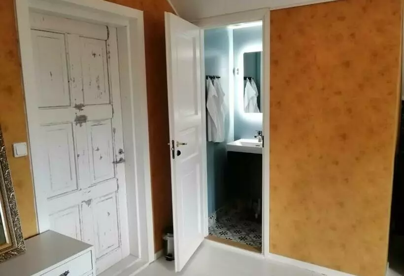 Majatalo Guesthouse Lokinlaulu