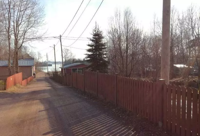 Majatalo Guesthouse Lokinlaulu