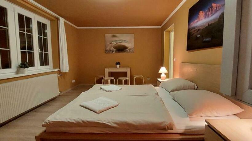 Pensionat Kukoricza Hacienda