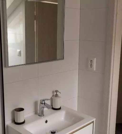 Majatalo Treehouse Apartments