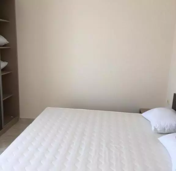 Vase Apartments