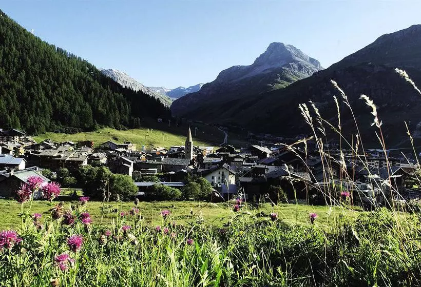 Les Jardins De La Balme