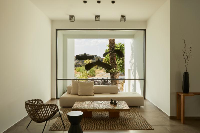 בית מלון כפרי Absolute Kiotari Resort