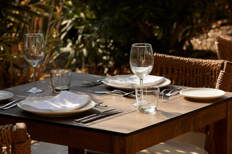 בית מלון כפרי Absolute Kiotari Resort