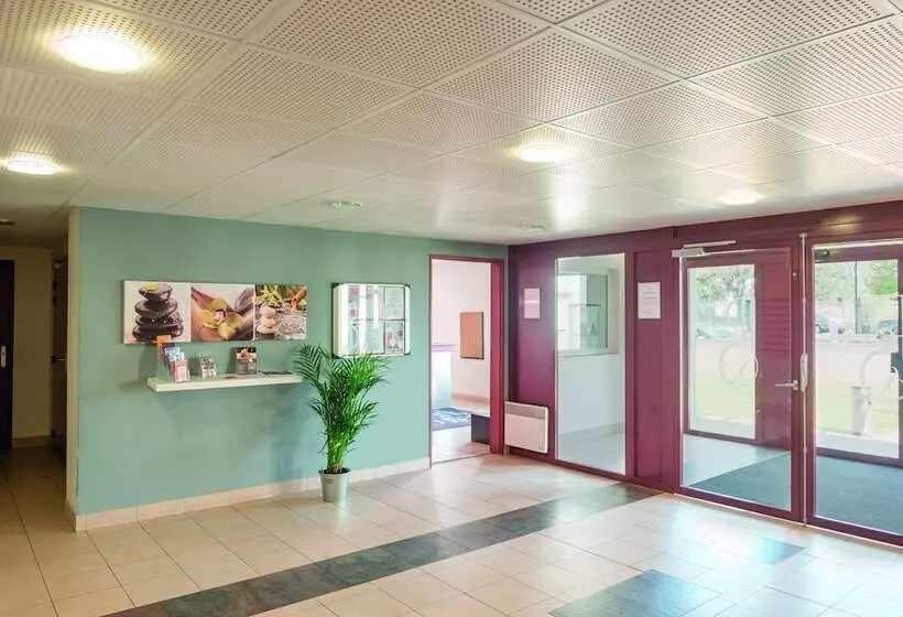 Отель Appart City Classic Nantes St Herblain