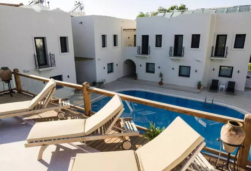 Отель Bitez Corner Boutique