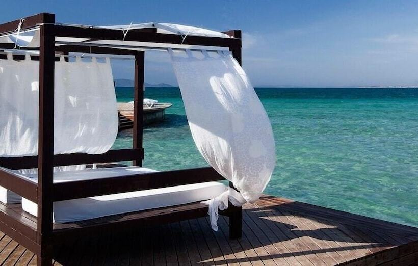 בית מלון כפרי Ceshme Plus