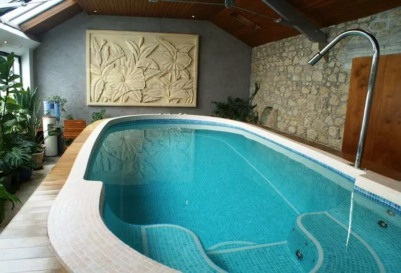 ホテル Chateau Du Boisniard