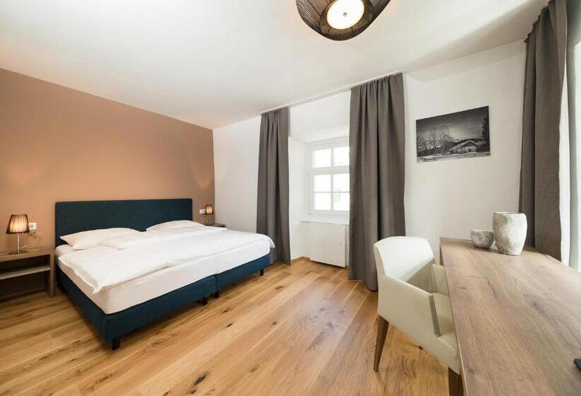 ホテル Die Hindenburg