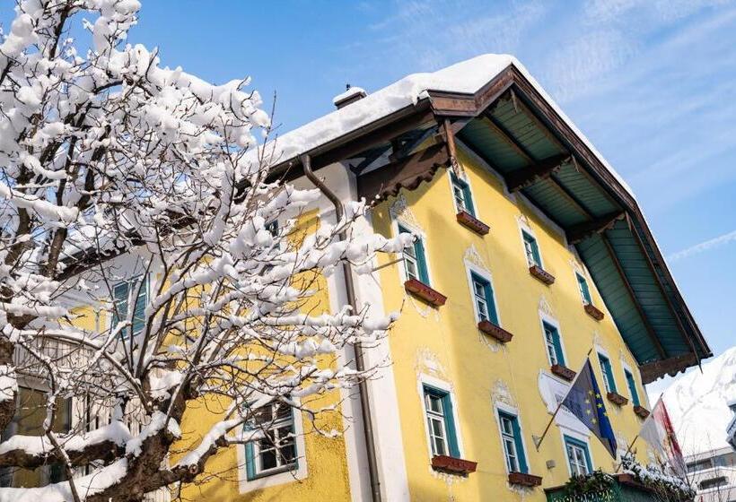 ホテル Die Hindenburg