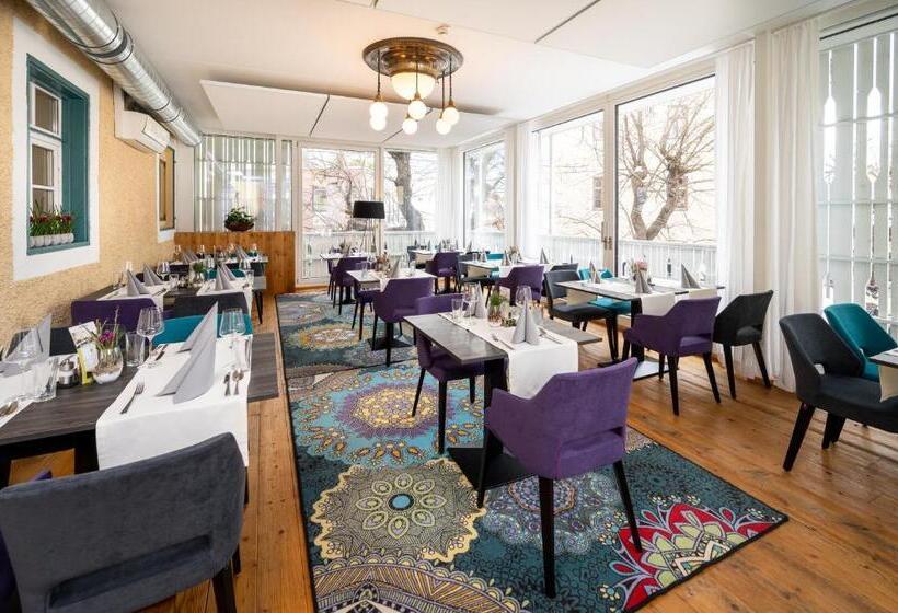 ホテル Die Hindenburg