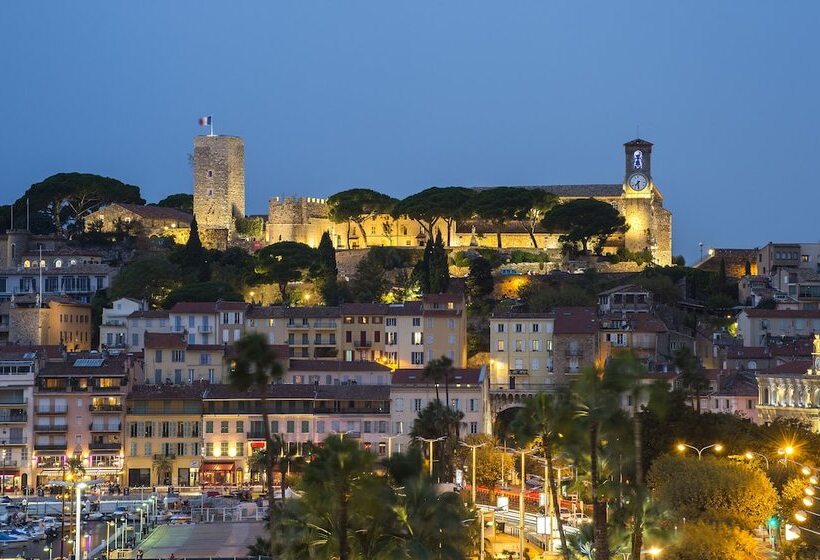 Five Seas By Inwood Hotels