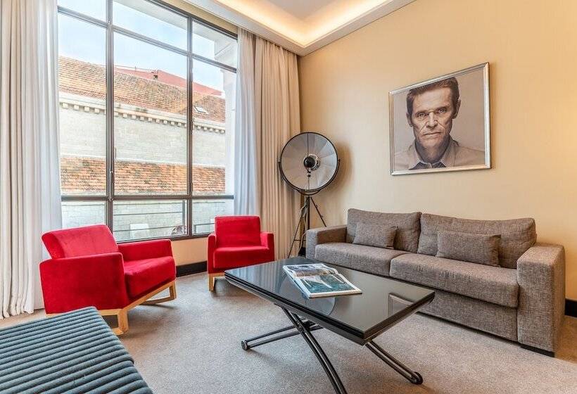 Five Seas By Inwood Hotels