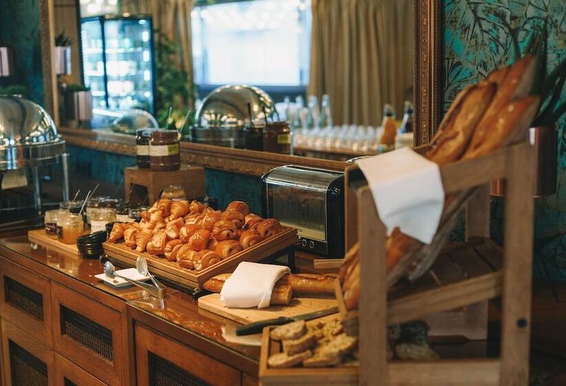 Five Seas By Inwood Hotels