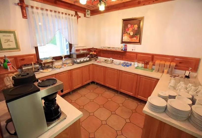 هتل Gasperin Bohinj