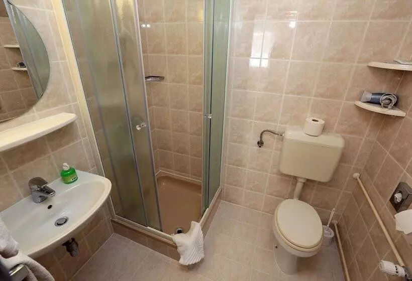 هتل Gasperin Bohinj