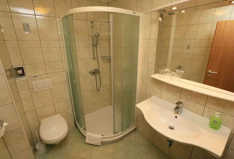 هتل Gasperin Bohinj