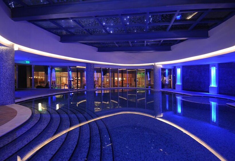 Отель Gold Island Selected